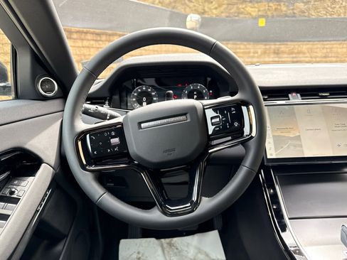 New 2026 Land Rover Range Rover Evoque S AWD/4WD image 11