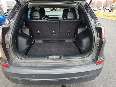 Used 2023 Jeep Cherokee Altitude Lux image 18