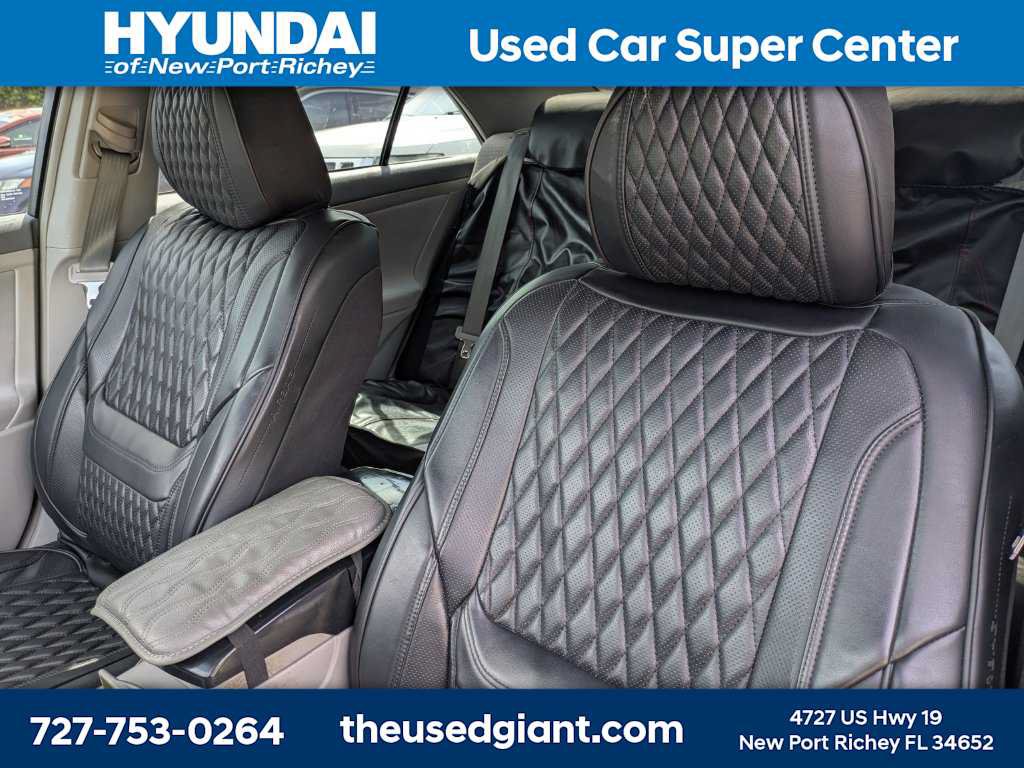 Used 2011 Toyota Camry FWD image 7