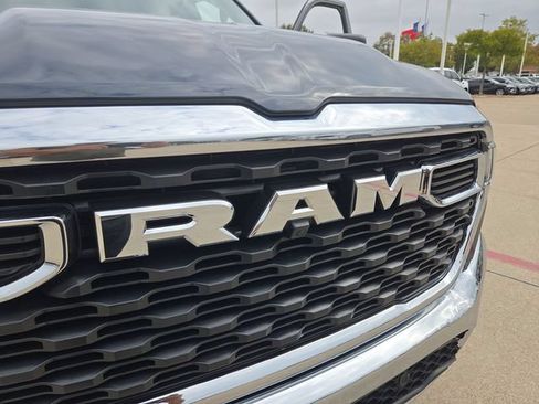 Used 2025 RAM 1500 Big Horn AWD/4WD image 27