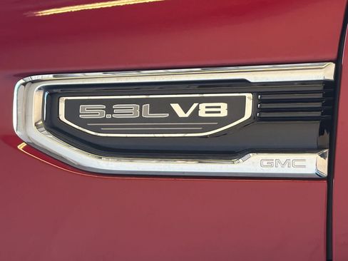 Used 2019 GMC Sierra 1500 SLT w/ SLT Premium Plus Package AWD/4WD image 14
