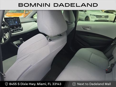 Used 2021 Toyota Corolla SE image 12