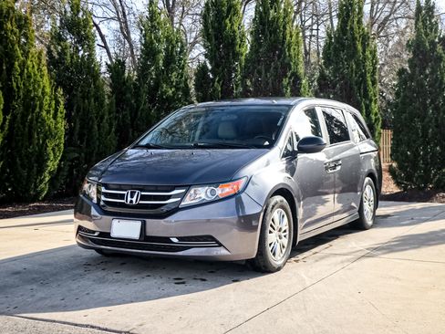 Used 2016 Honda Odyssey LX image 5