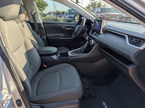 Certified 2024 Toyota RAV4 XLE w/ Convenience Package FWD image 33