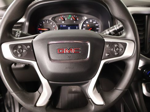 Used 2023 GMC Acadia SLE w/ Driver Convenience Package FWD image 3
