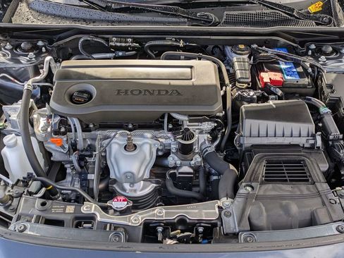 Used 2025 Honda Civic Sport image 30