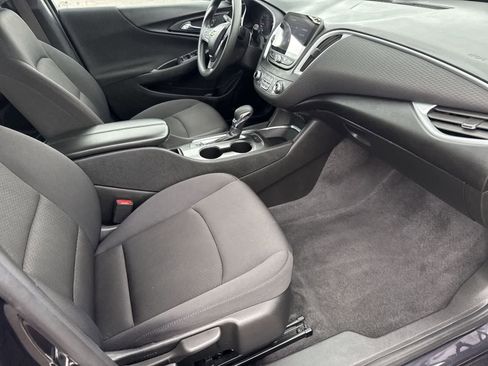 Used 2023 Chevrolet Malibu LT image 11