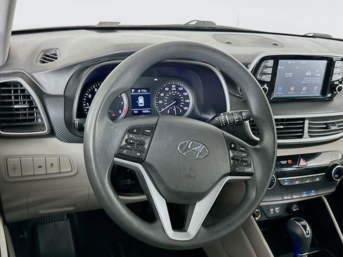 Used 2019 Hyundai Tucson SE image 18