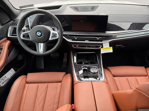 New 2026 BMW X5 xDrive40i w/ M Sport Package AWD/4WD image 10