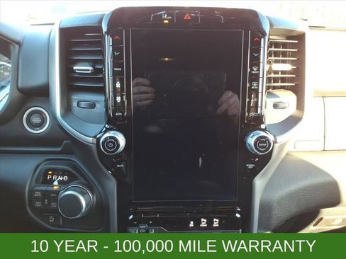 New 2026 RAM 1500 Big Horn AWD/4WD image 18