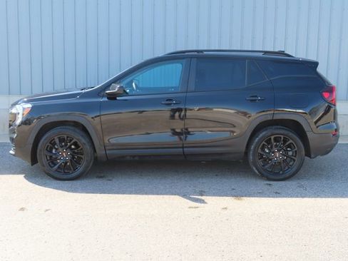 Used 2024 GMC Terrain SLE w/ Driver Convenience Package AWD/4WD image 7