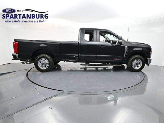 Used 2026 Ford F350 XL RWD image 8