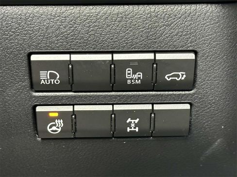 Used 2019 Lexus NX 300 image 23