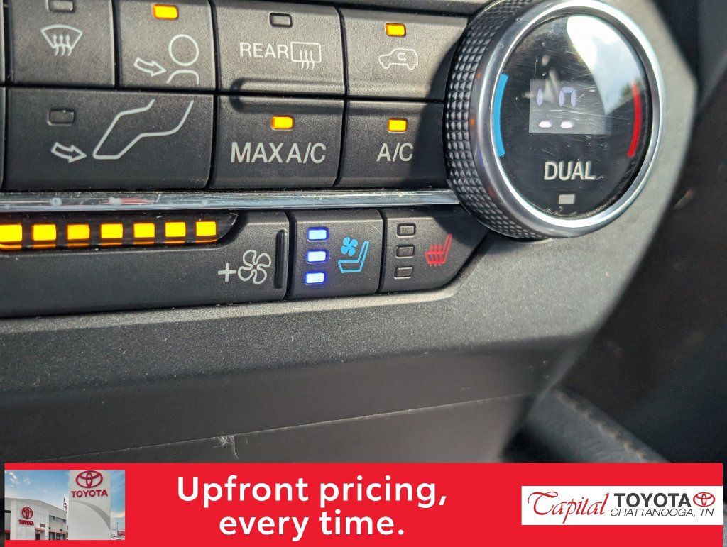 Used 2020 Ford Expedition Limited AWD/4WD image 21