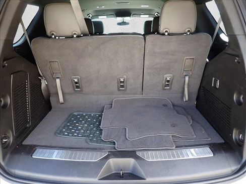 Used 2022 Chevrolet Tahoe Z71 image 7