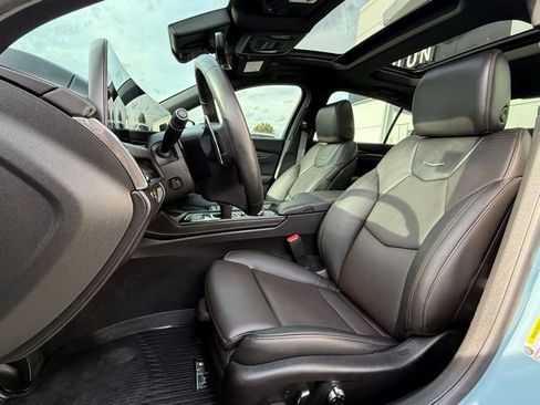 Used 2025 Cadillac CT5 V w/ Technology Package image 84