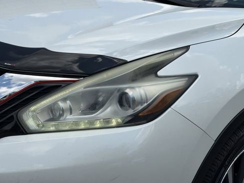 Used 2016 Nissan Murano Platinum w/ Platinum Technology Package FWD image 12