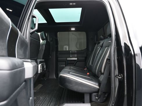 Used 2018 Ford F250 Platinum w/ Platinum Ultimate Package AWD/4WD image 11