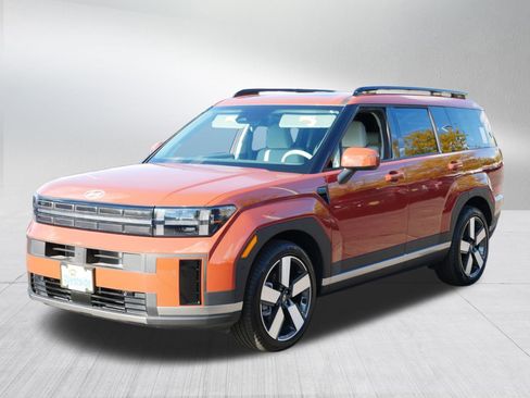 Used 2024 Hyundai Santa Fe Limited image 3