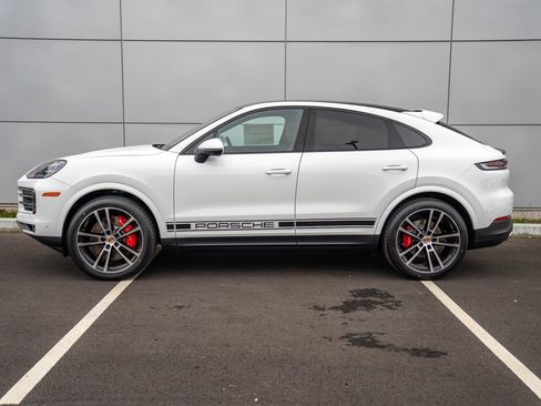 New 2026 Porsche Cayenne S AWD/4WD image 2