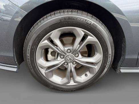 Used 2024 Honda Accord EX image 9