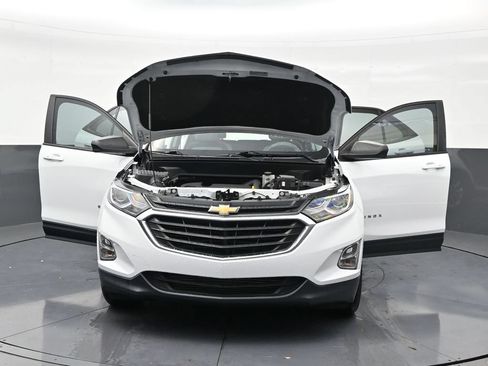 Used 2020 Chevrolet Equinox LS FWD image 30