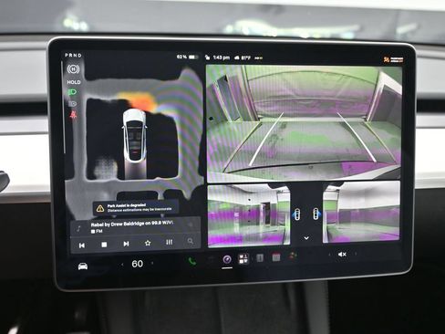 Used 2023 Tesla Model Y Performance AWD/4WD image 13