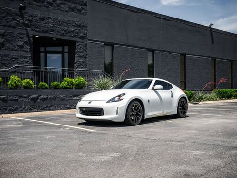 Used 2013 Nissan 370Z Coupe RWD image 49