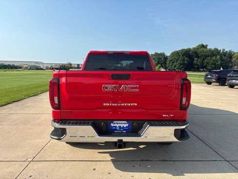 Used 2020 GMC Sierra 1500 SLT w/ Driver Alert Package I AWD/4WD image 8