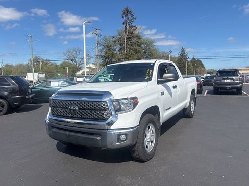 Used 2020 Toyota Tundra SR5 AWD/4WD image 2