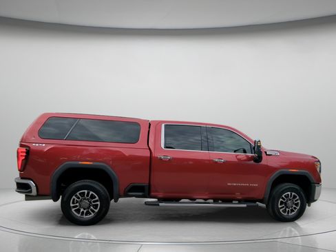 Used 2024 GMC Sierra 2500 SLT w/ SLT Premium Package AWD/4WD image 31
