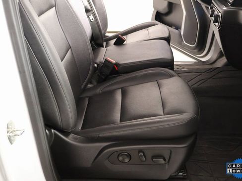 Used 2024 Chevrolet Silverado 2500 LTZ image 13