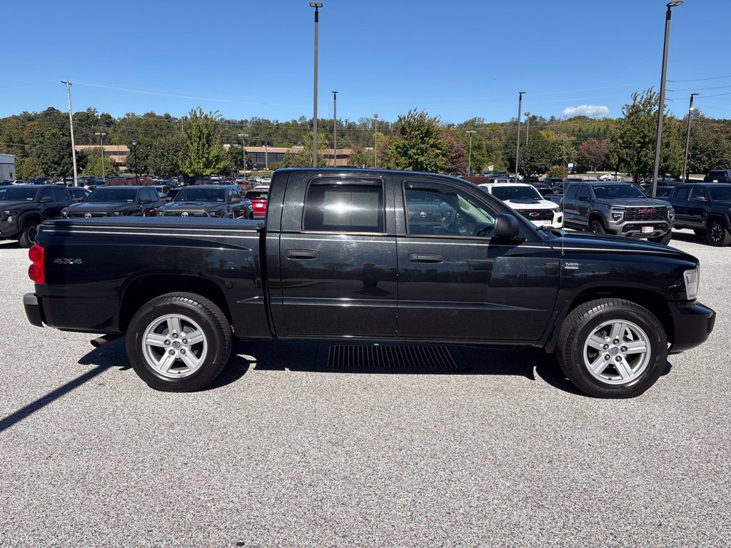 Used 2011 Dodge Dakota Big Horn w/ Utility Group AWD/4WD image 2