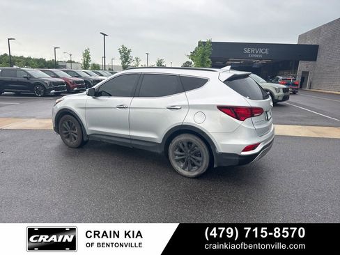Used 2017 Hyundai Santa Fe Sport 2.0T FWD image 3