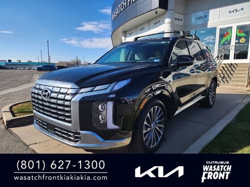Used 2024 Hyundai Palisade Calligraphy image 1