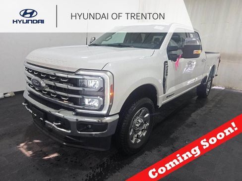 Used 2024 Ford F250 Lariat w/ Lariat Ultimate Package AWD/4WD image 1
