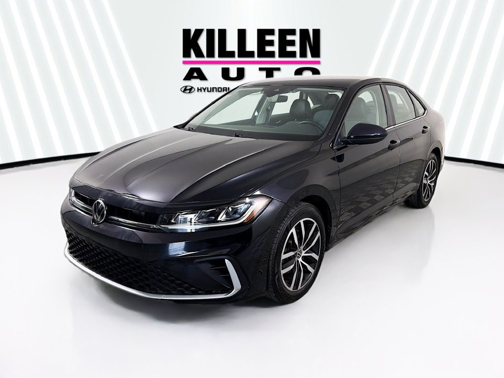 Used 2025 Volkswagen Jetta SE FWD image 3