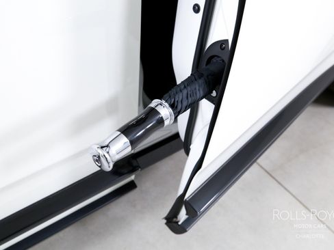 Used 2019 Rolls-Royce Cullinan image 21