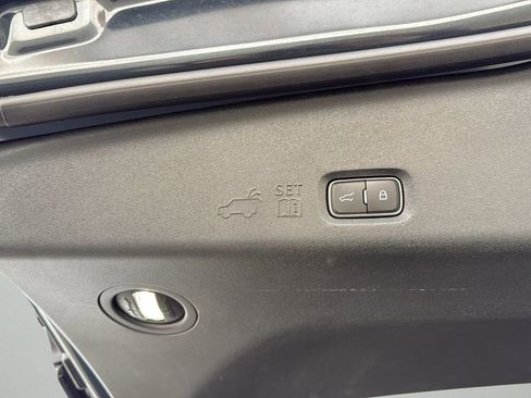 Used 2025 Lincoln Navigator Reserve AWD/4WD image 26
