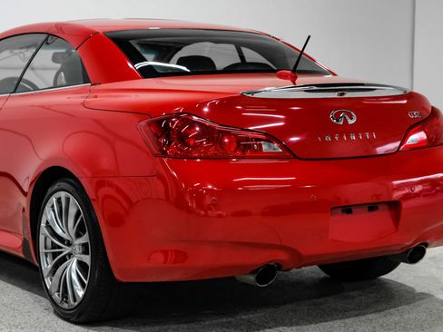Used 2011 INFINITI G37 Sport w/ Premium Pkg image 12
