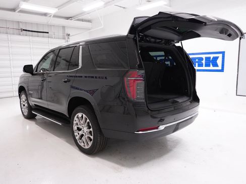 New 2026 Chevrolet Tahoe LS image 8