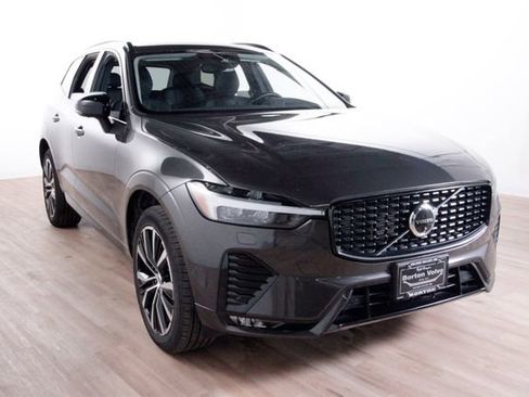 Certified 2025 Volvo XC60 B5 Plus w/ Climate Package AWD/4WD image 3