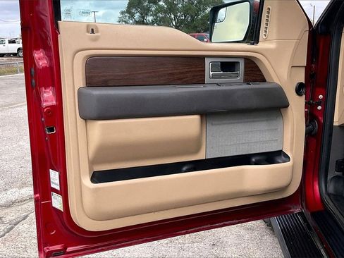 Used 2014 Ford F150 Lariat w/ Equipment Group 501A Mid image 17