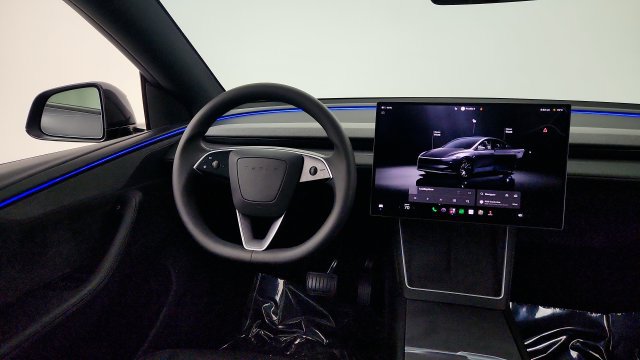 Used 2026 Tesla Model Y AWD image 49