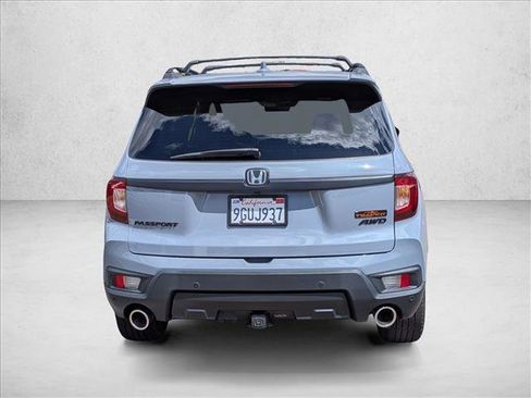 Used 2023 Honda Passport TrailSport image 7