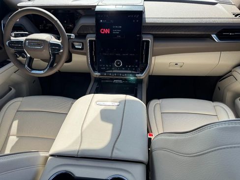 New 2026 GMC Yukon XL Denali w/ Sun & Power Step Package image 11