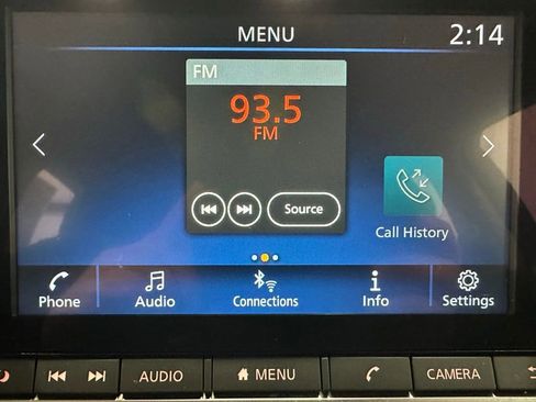 Used 2025 Nissan Sentra SV image 28