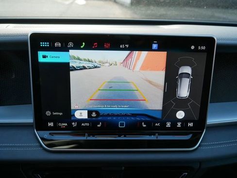 New 2026 Volkswagen Tiguan SE AWD/4WD image 12