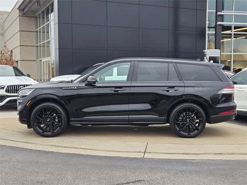 Used 2024 Lincoln Aviator Reserve w/ Equipment Group 201A image 5