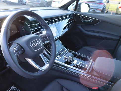 Used 2025 Audi Q7 3.0T Premium Plus w/ Premium Plus Package image 9